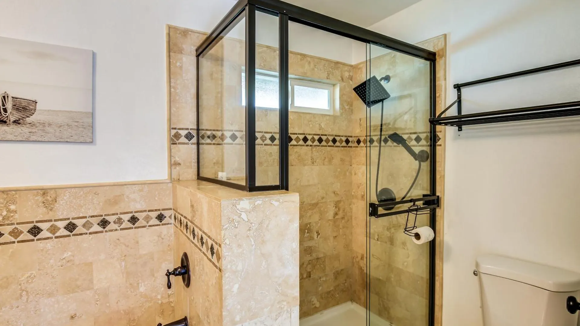 Pet-Friendly Long Beach Bungalow With Patio And Yard Villa Holiday home
