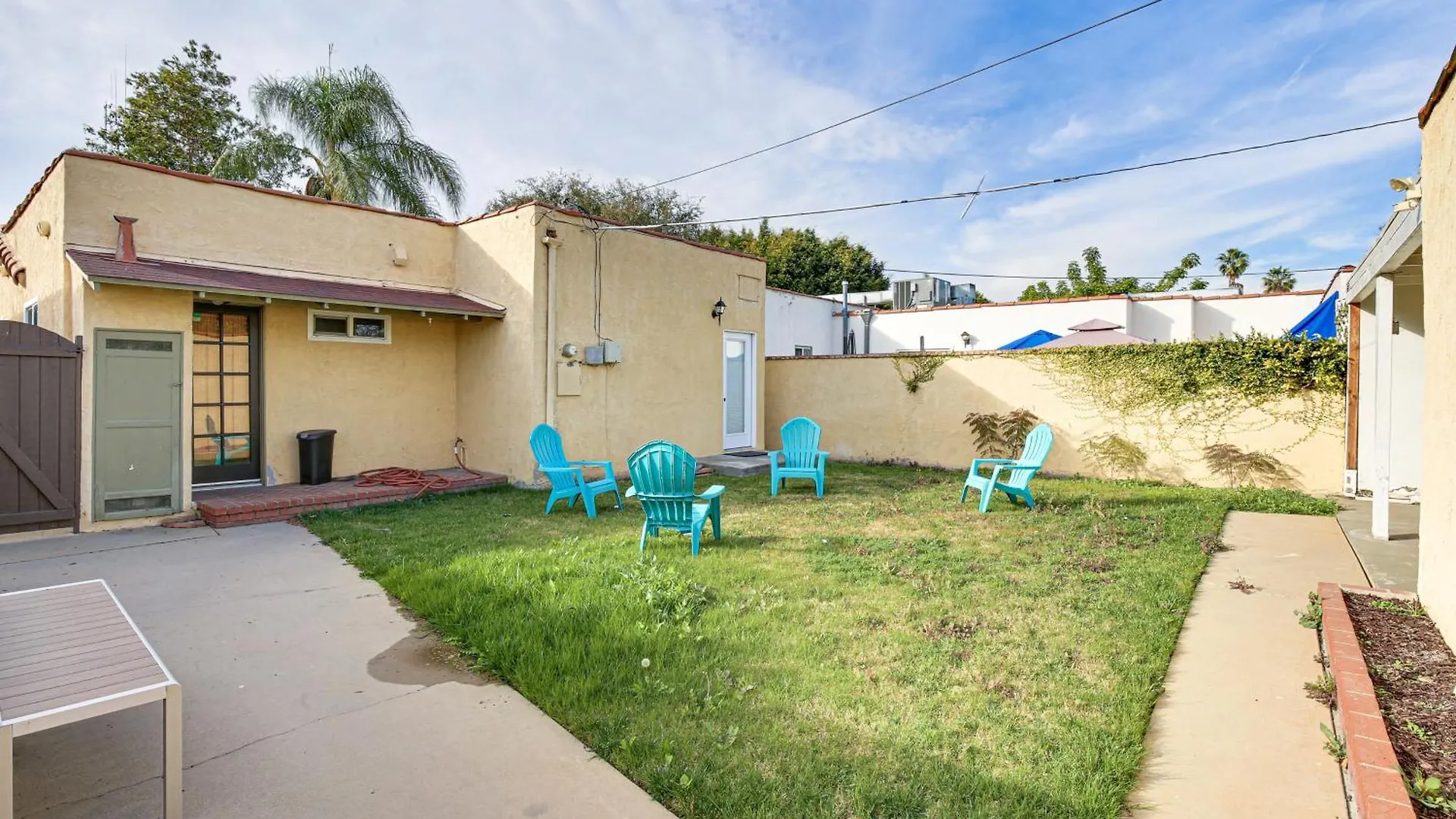 Holiday home Pet-Friendly Long Beach Bungalow With Patio And Yard Villa United States